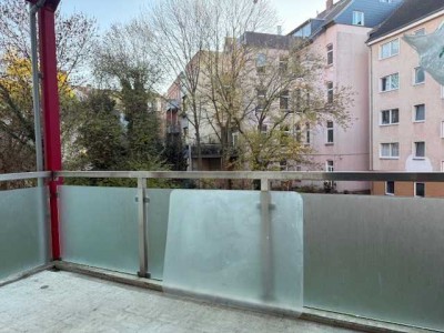 Moderne und großzügige 3-Zimmer-Wohnung in einem sehr gepflegten MFH in der Calenberger Neustadt