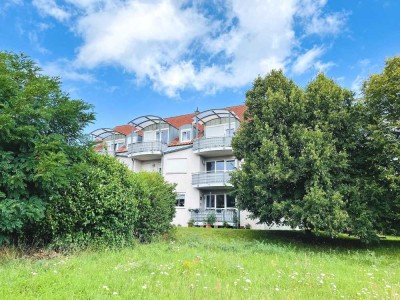 Komfortwohnung im sonnigen Grün... sofort beziehbare 3 Zimmer-Eigentumswohnung mit Balkon und Kfz-S