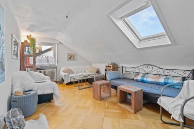 Charmante Dachgeschosswohnung – 2,5 Zimmer voller Licht & Wohlfühlatmosphäre in Kirchhausen