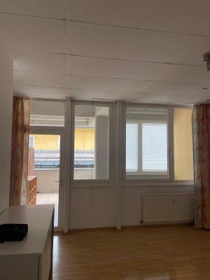 1-Zimmer-Wohnung mit Balkon und Aufzug