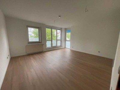 Frisch sanierte 1-Zi Whg mit Erstbezug-EBK & Carport