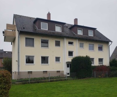 Erstbezug nach Sanierung: Moderne 3-Zimmer-Wohnung in Leiferde mit Balkon