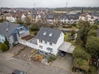 Leerstehendes Ein- Zweifamilienhaus mit großem Grundstück