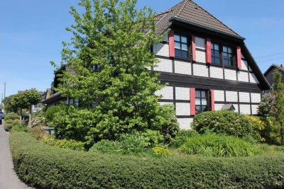 Ihr neues Zuhause! Attraktive Doppelhaushälfte im Fachwerkstil in Wachtberg!