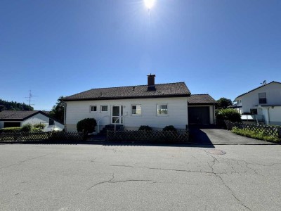 Große 4-Zimmer-Wohnung mit Garage