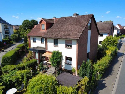 Familienfreundliche Doppelhaushälfte mit Ausbaupotenzial in Lehrte