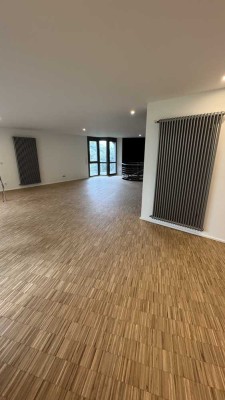 Aachen Süd exklusive 4-Zimmer-Wohnung mit 2 Balkone am Hangweiher