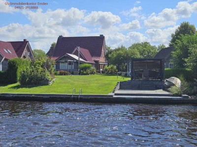 Einfamilienhaus am Kanal in Emden-Twixlum