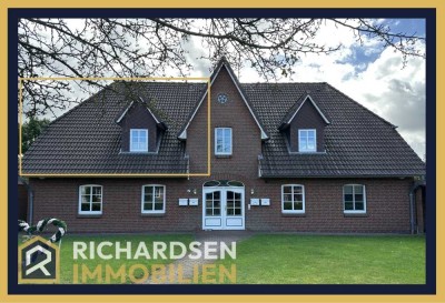 Geräumige 3-Zimmer Dachgeschosswohnung mit Balkon und Carport in Risum-Lindholm