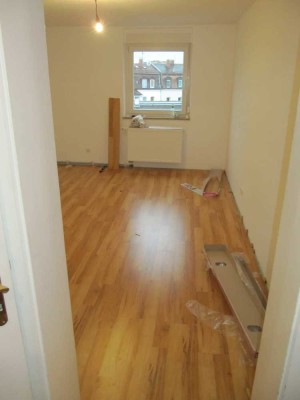 Attraktive 2-Zimmer-Wohnung mit Balkon und EBK in Nürnberger Südstadt