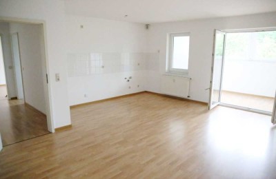 Schöne 2-Zimmer Dachgeschosswohnung mit Balkon und Wintergarten in Much!