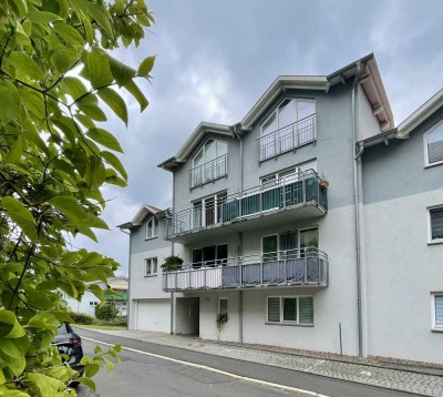 3-Raum-Wohnung in bevorzugter Wohngegend im Villenviertel mit Balkon