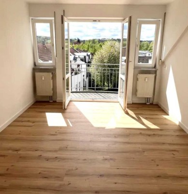Sonnige 2-Zimmer Wohnung, Erstbezug nach aufwendiger Komplettsanierung