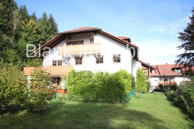 Freistehende 3,5 Zimmer Wohnung mit großem Südbalkon, TG, Stpl, Einbauküche - in Wiggensbach