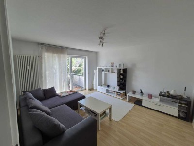 Stilvolle, sanierte 3-Raum-Wohnung mit Balkon in Ditzingen-Hirschlanden