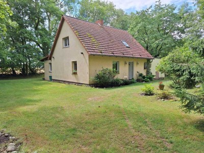Mit ausbaufähiger Feldsteinscheune - Einfamilienhaus nahe Züssow