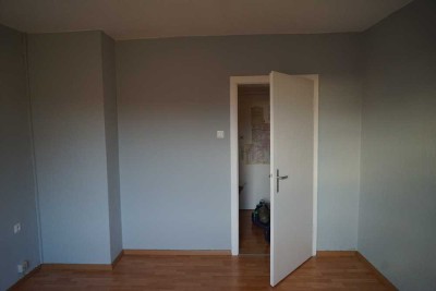 Gepflegte Wohnung mit zwei Zimmern und Einbauküche in Hannover Nord
