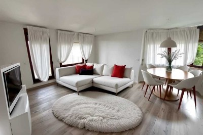 Provisionsfrei* Großzügige 4-Zimmer-Wohnung