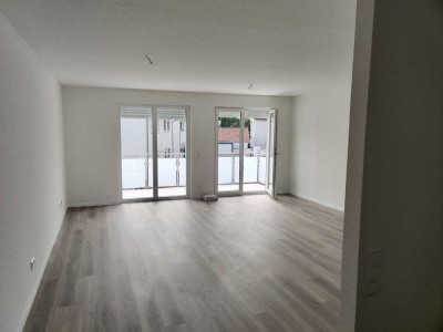 Moderne 2-Zimmer-Wohnung mit Einbauküche, Stellplatz & Aufzug nahe Innenstadt Rastatt