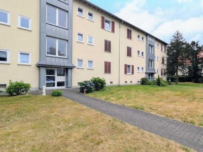**Einziehen und wohlfühlen! +Balkon +modernes Tageslichtbad +Laminat +großzügig**