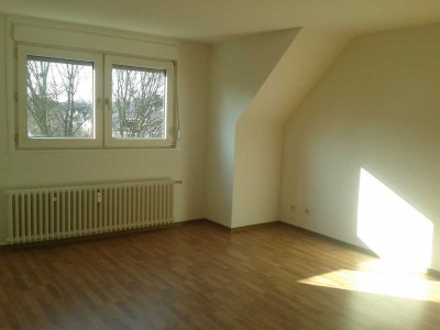 Großzügige Wohnung in der Fischerstr. 124 in Gelsenkirchen, DG rechts