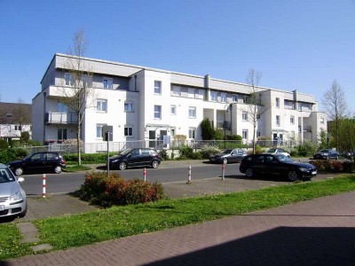 47105/141 Moderne 3-Zi-Souterrain Wohnung mit Terrasse in D-Wittlaer sucht Nachmieter