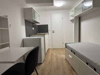 renoviertes / möbliertes Studenten-/ Monteurs-Zimmer in Domnähe