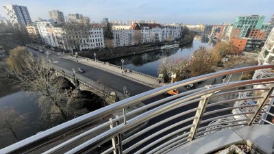 Geschmackvolle 3-Zimmer-Dachgeschosswohnung mit geh. Innenausstattung mit Balkon und EBK