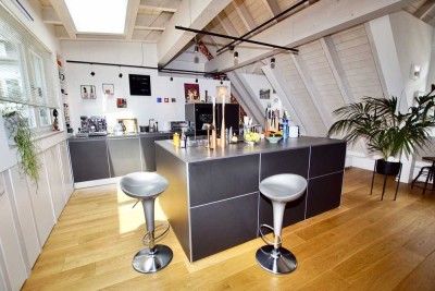 Neues Loft im historischen Altbau!