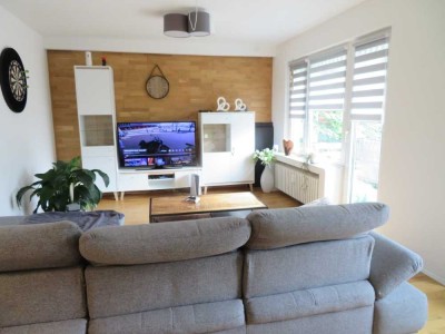 Modernisierte 3 Zi-Wohnung mit Küche im  1. OG in ruhiger Lage von Wegb.-Wildenrath