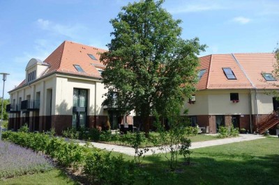 BEZUGSFREI! "Am Funkerberg" - Quadrillenhalle: Charmantes Reihenhaus mit West-Gartenterrasse