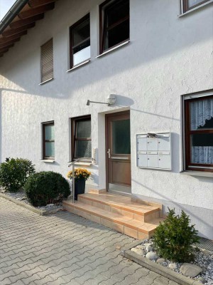 Geschmackvolle, gepflegte 2-Raum-Dachgeschosswohnung mit EBK in Neugablonz