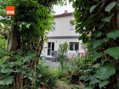 Absolut gepflegtes RMH in ruhiger Lage und einigen Annehmlichkeiten