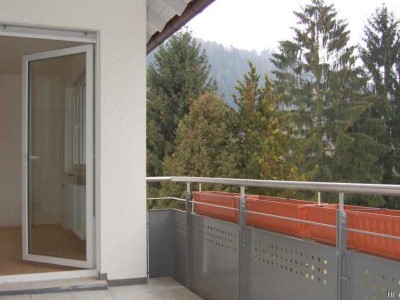 Schöne 3,5 ZKB-Wohnung mit Balkon 
in ruhiger Lage