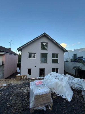 Eleganter Neubau in Köln-Lindenthal – Wohnen mit eigenem Eingang