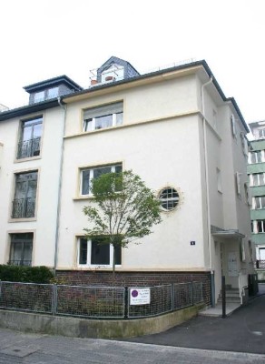 Exklusive 3,5-Zimmer Maisonette-Wohnung im 2. OG in Frankfurt Westend-Süd