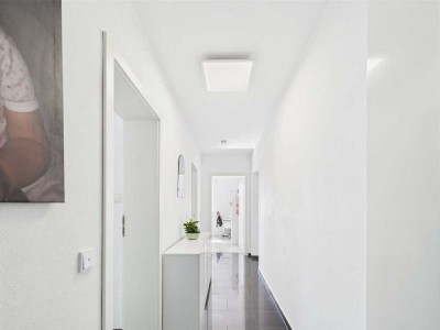 Besonders großer Balkon mit Ausblick ins Grüne, 3 Zimmer,  top Zustand und Garage in Lichtendorf