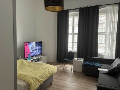 Schöne Wohnung in perfekter zentraler Lage mit EBK (WG-geignet)