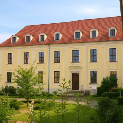 "Im Schloss unterm Dach" - 2-Raum-Wohnung im sanierten Schloß