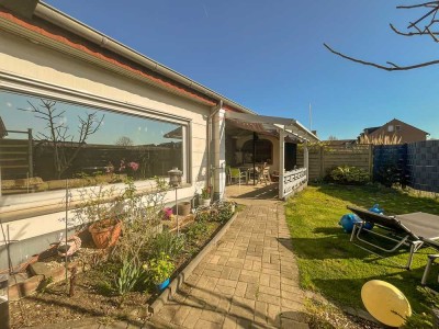Ebenerdiger Bungalow mit viel Nutzfläche in begehrter Lage!