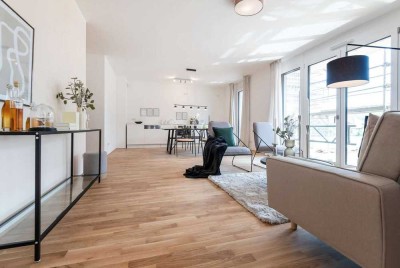 Großzügige 3-Zimmer-Wohnung im 5. OG  mit 2 Bädern, Einbauküche und 2 Balkonen !