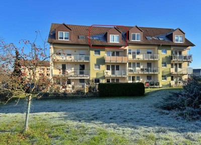 Ruhige 3-Raum-Dachgeschoss-Wohnung mit schnellem Glasfaseranschluss