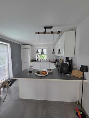 Modernes Einfamilienhaus mit nachhaltiger Ausstattung in idyllischer Lage