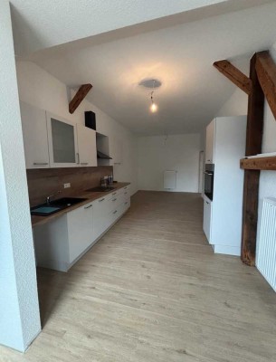 Ländliche 4 Zimmerwohnung zum 01.12.25