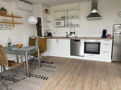 **FURNISHED** 3 Zimmer Wohnung über den Dächern von Pempelfort