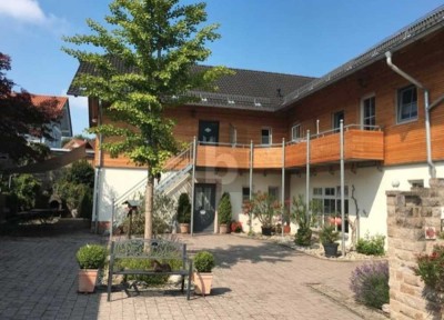 WUNDERSCHÖN SANIERTER DREISEITEN-BAUERNHOF