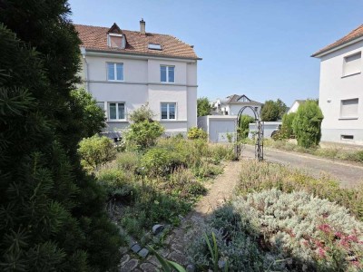 Bingen-Büdesheim - Gepflegtes Zweifamilienhaus in zentraler Lage!