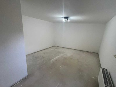 frisch sanierte Wohnung im Kellergeschoss