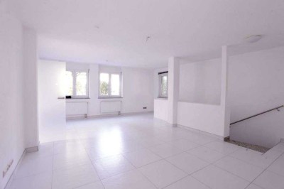 Großzügige 5-Zimmer Wohnung mit 169 m² in Aschheim