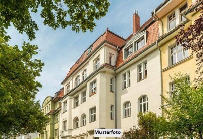 3-Zimmer-Wohnung mit Terrasse, Gartenanteil und Pkw-Stellplatz